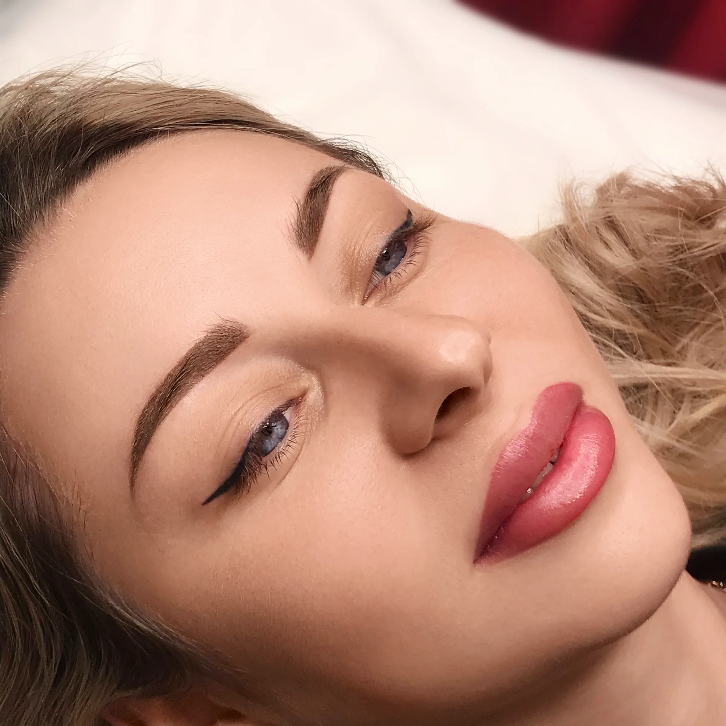 Permanentní makeup Vesna